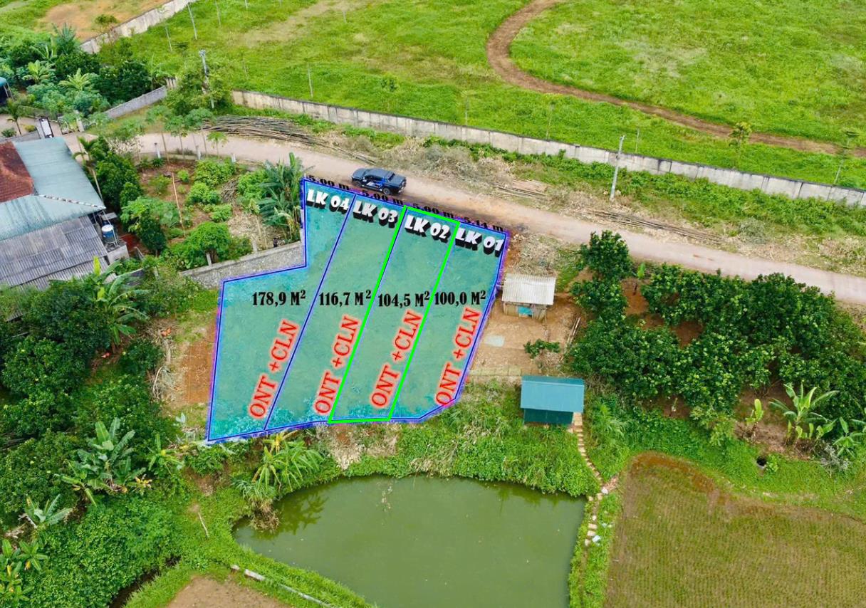 Hình ảnh Bán Lô Đất 104.5m Tại Tử Nê Tân Lạc Bám Đường Bê Tông Ô Tô Vào Tận Đất Dân Cư Đông Đúc Thân Thiện View Sân Bóng Thoáng Mát Giá Đầu Tư